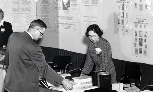 Member Services at Clinical Congress in 1951