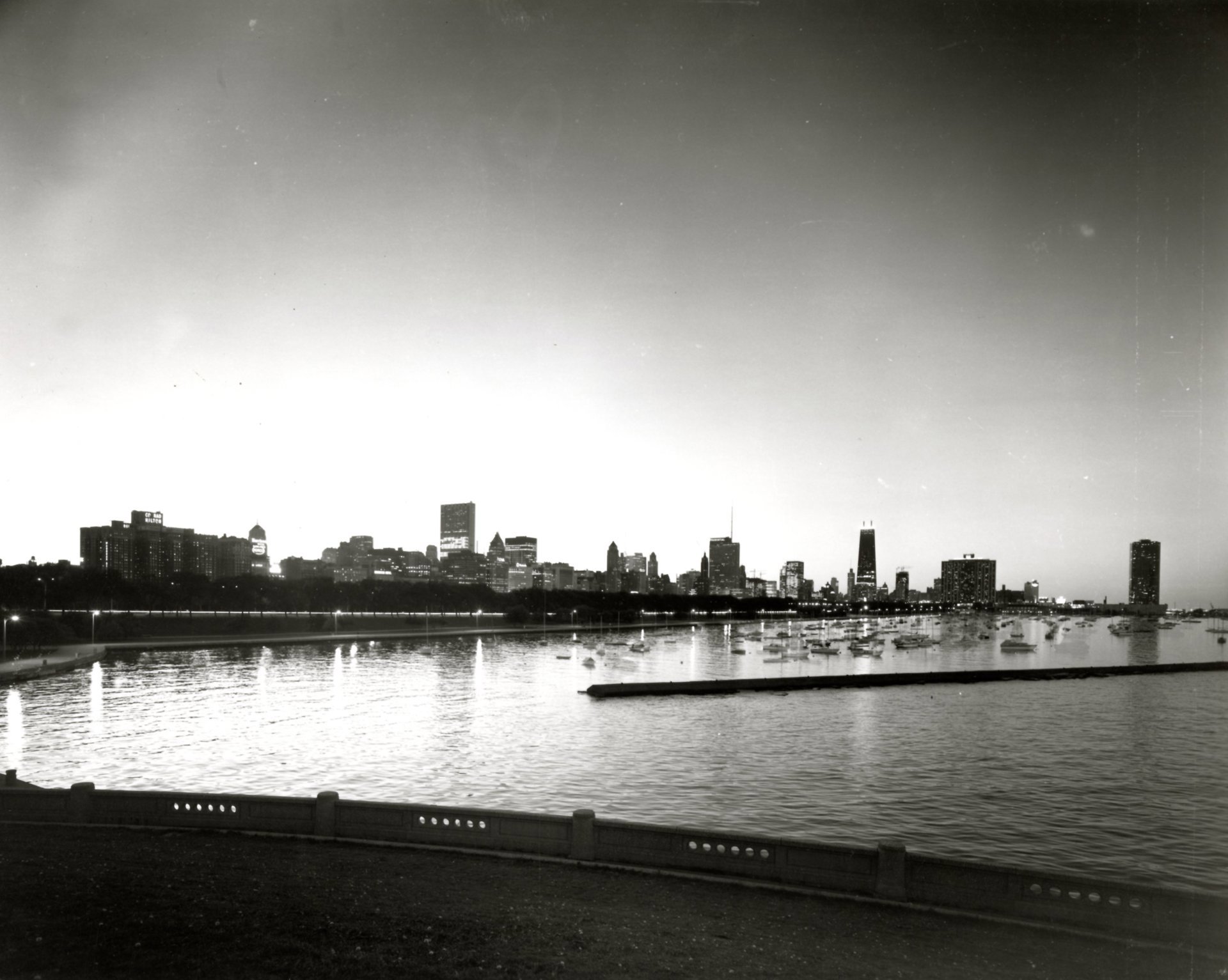 chicago-skyline-in-1973-from-northerly-island.jpg