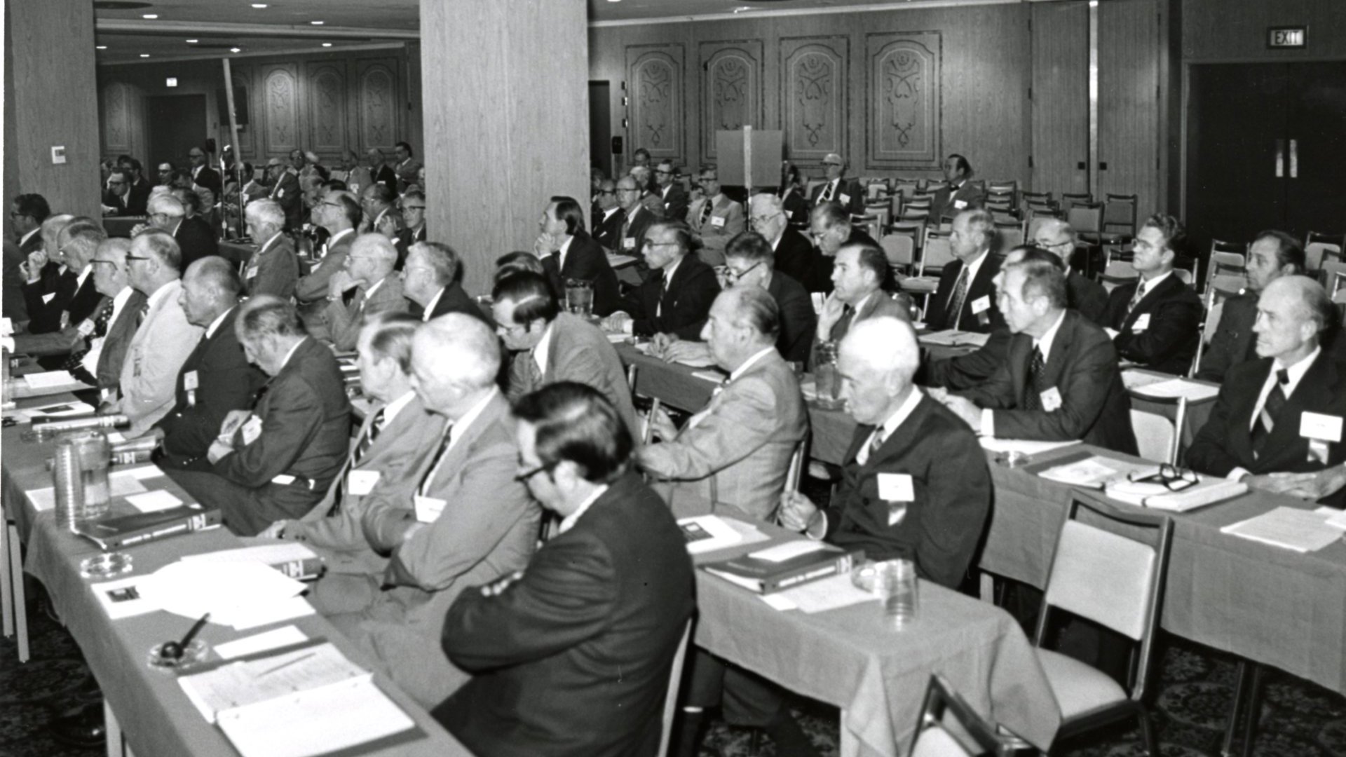 attendees-in-an-educational-session.jpg