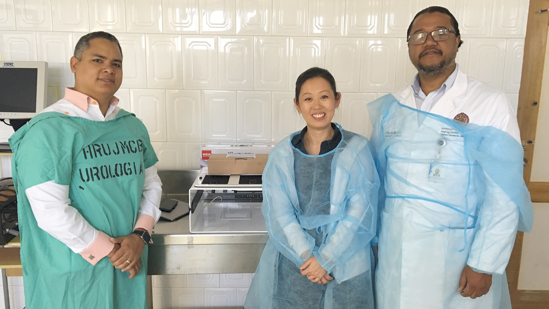 Six Surgeons Are Honored for 2025 ACS/Pfizer Volunteerism and Humanitarian Awards