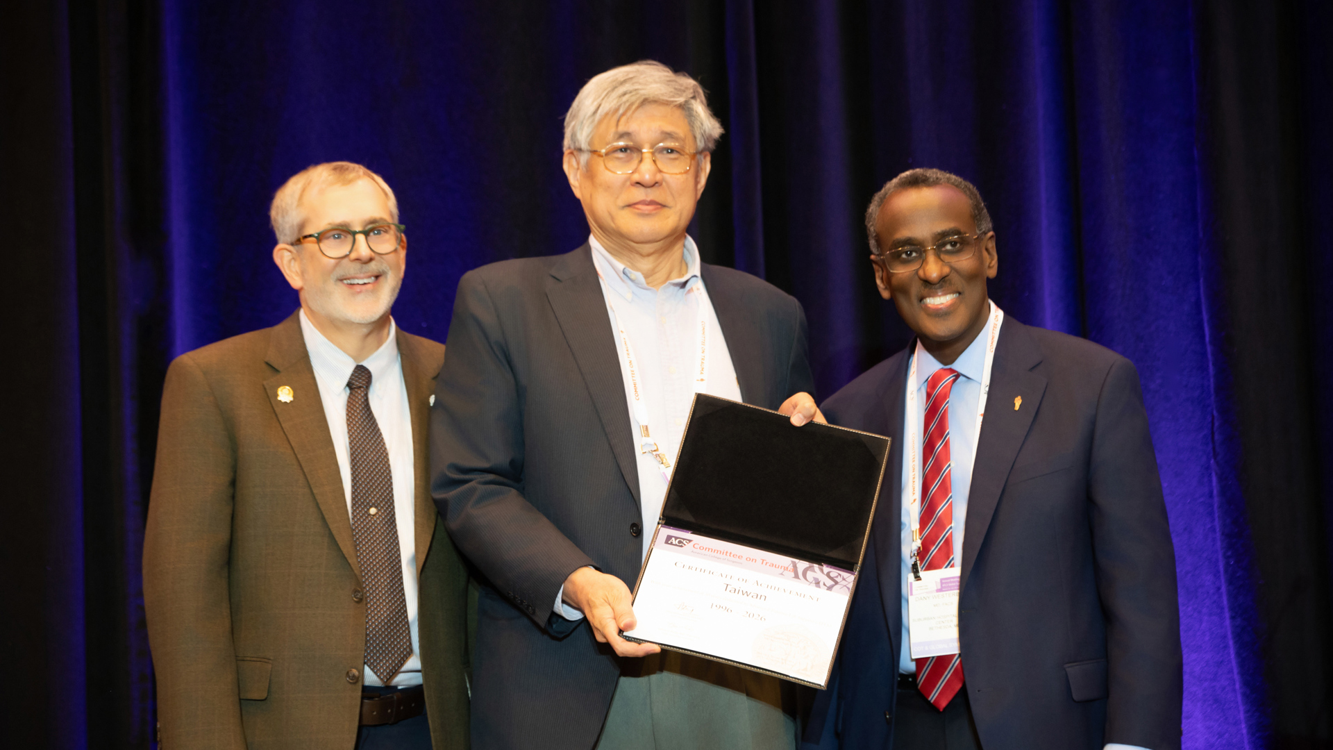 14taiwan-award.jpg