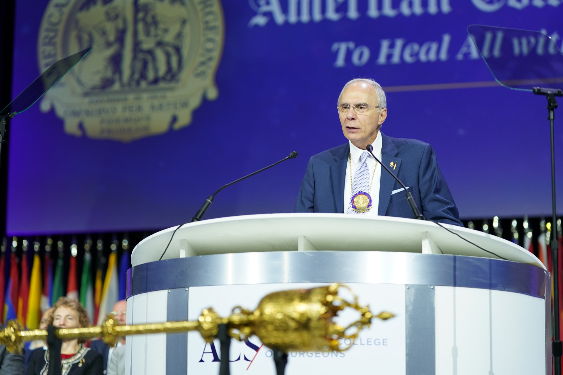 Surgeon Unity Is Theme of 2025 Presidential Address
