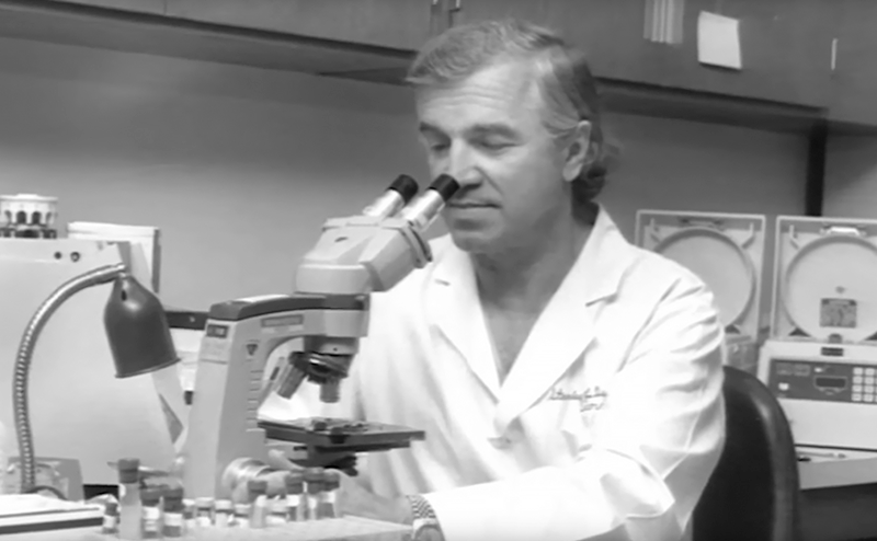Image from the ACS Icons in Surgery video: Dr. Dudrick in the laboratory