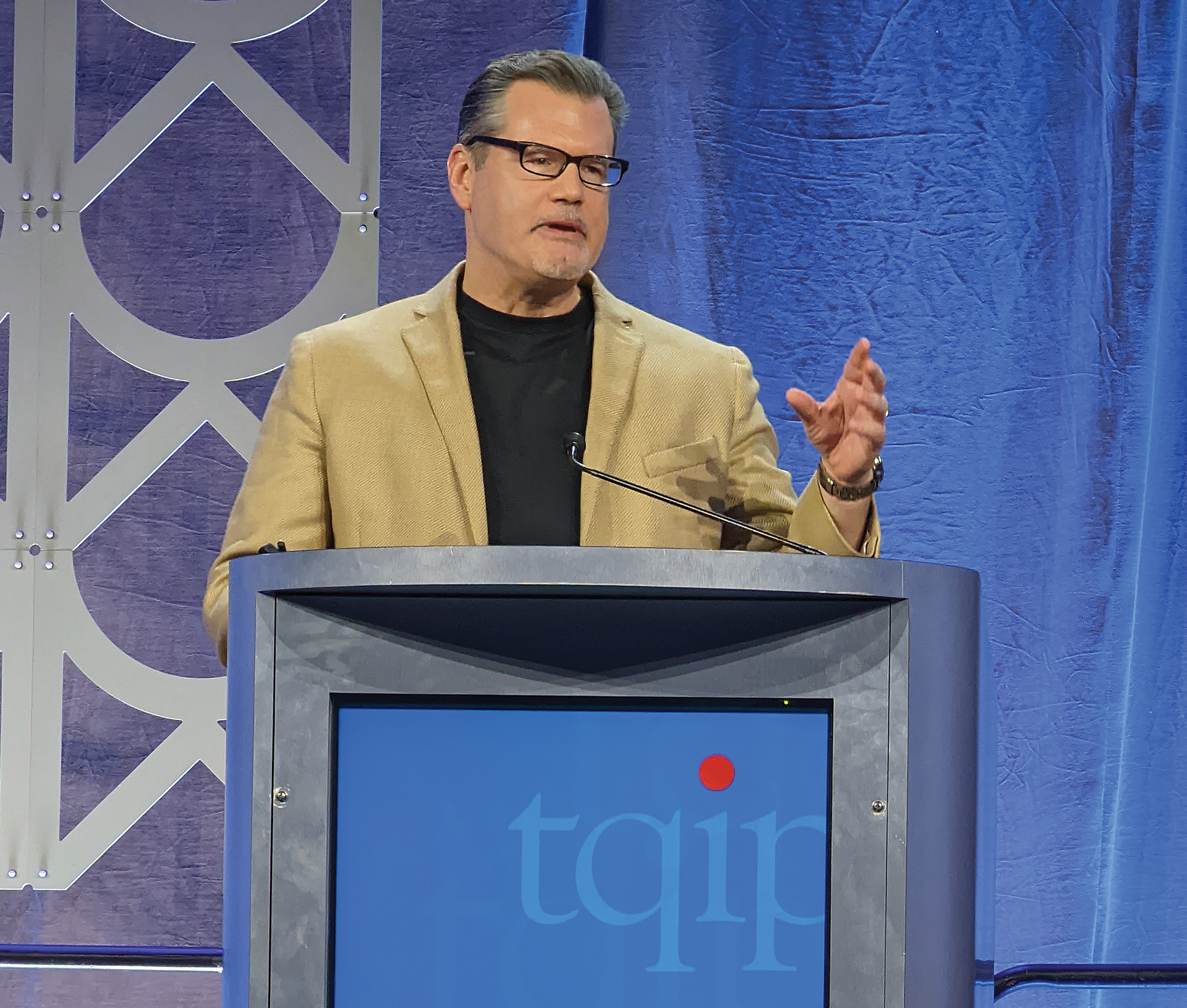 Dr. Stephen Trzeciak presents the TQIP Keynote Address on compassion.