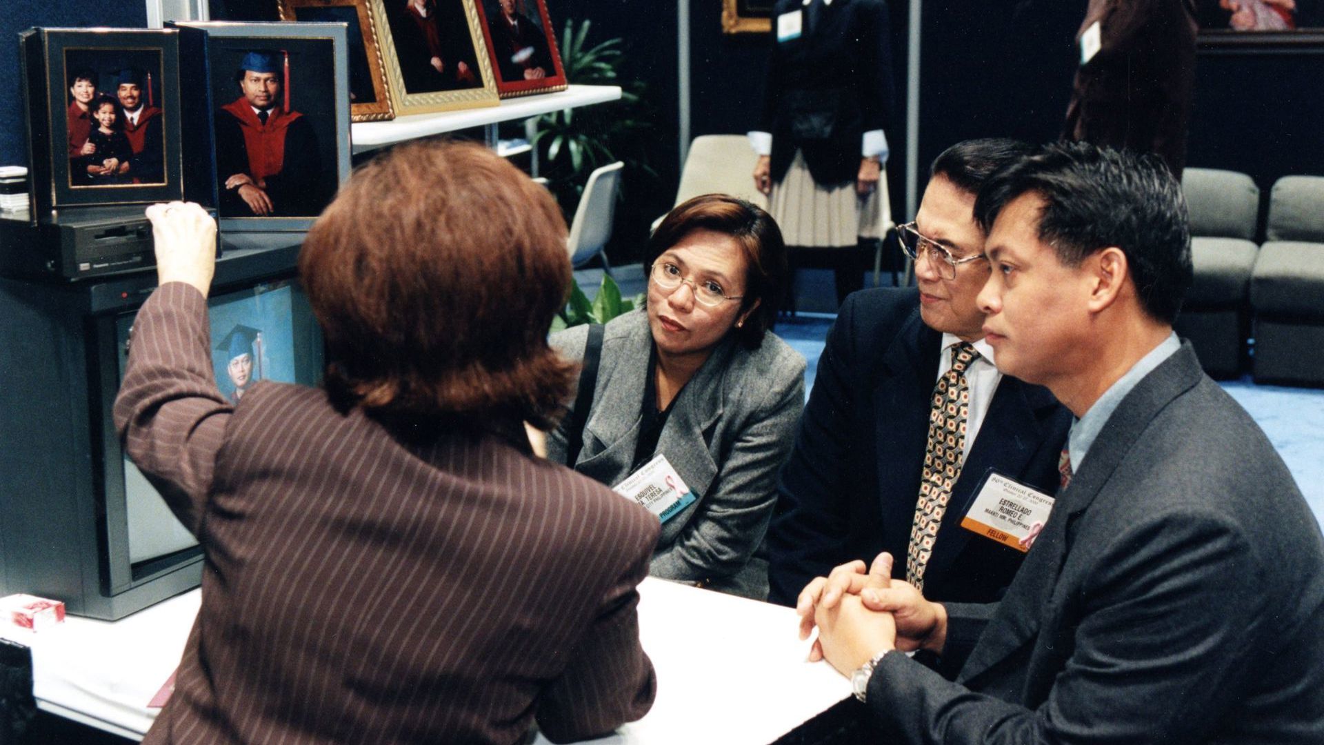 2000-1.jpg