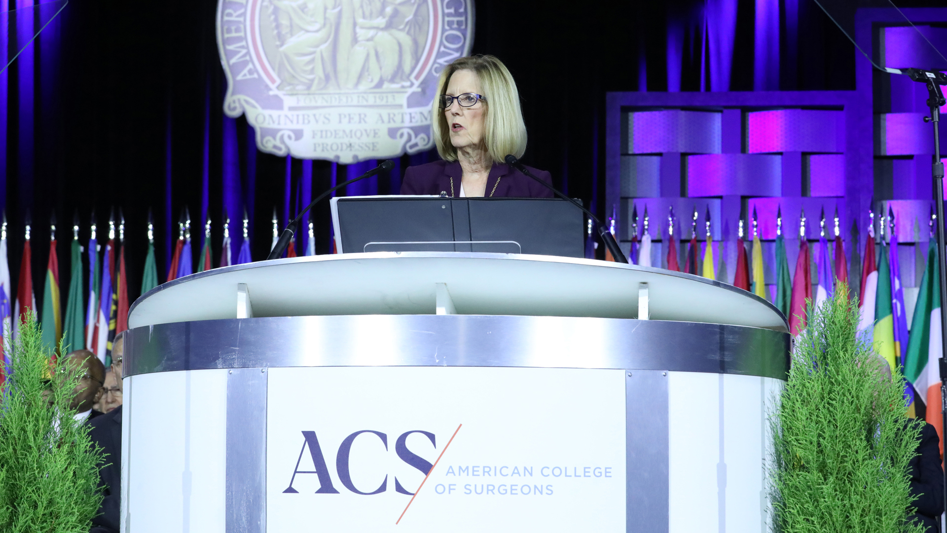 Dr. Beth Sutton is New ACS President