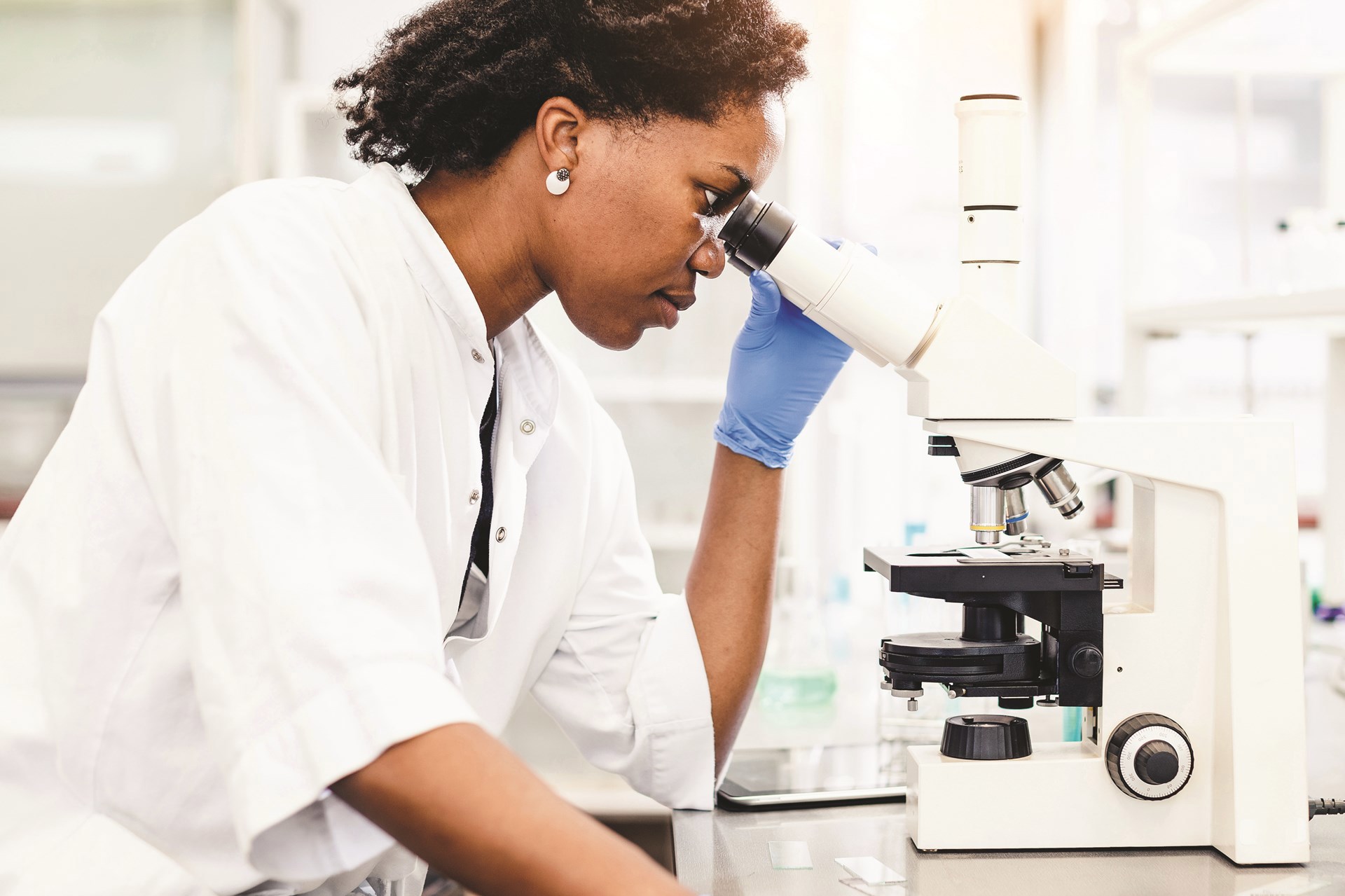 Nominate Young Surgeon-Scientist for 2025 Jacobson Promising Investigator Award