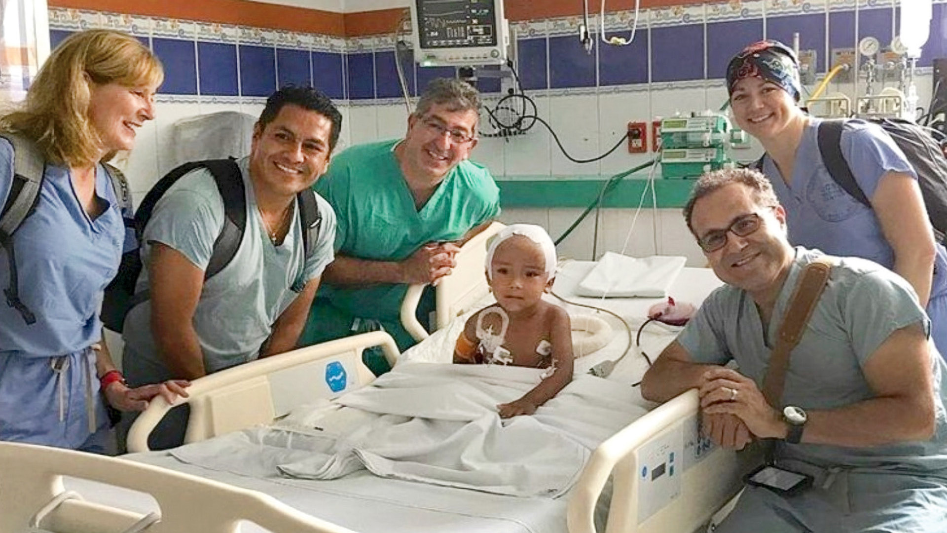 Five Surgeons Are Honored for 2024 ACS/Pfizer Volunteerism and Humanitarian Awards